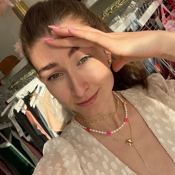 Rose and Pearls necklace - Picture 2 of 2